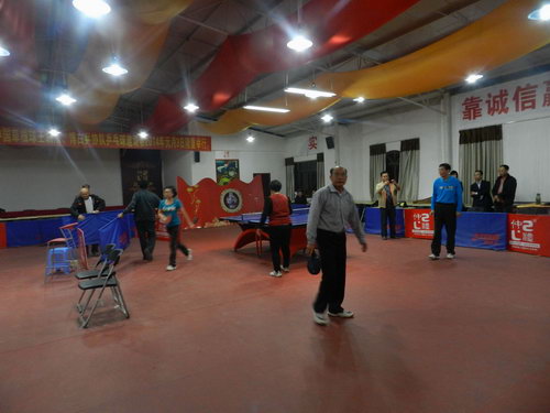 2014年第六界仲礼杯、广西仲礼俱乐部。中国草根球王  博白乒协.乒乓球邀请赛 2014年元月3日隆重举行。