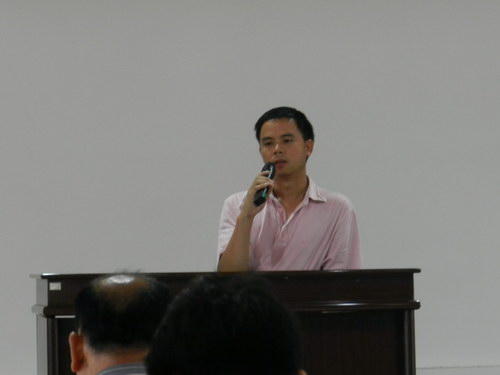 2012年7月28日技术科科长王伟通为我公司职员上《工艺纪律管理》培训课。